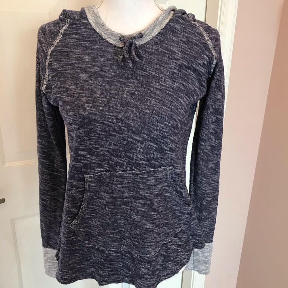 Roxy pullover hoodie